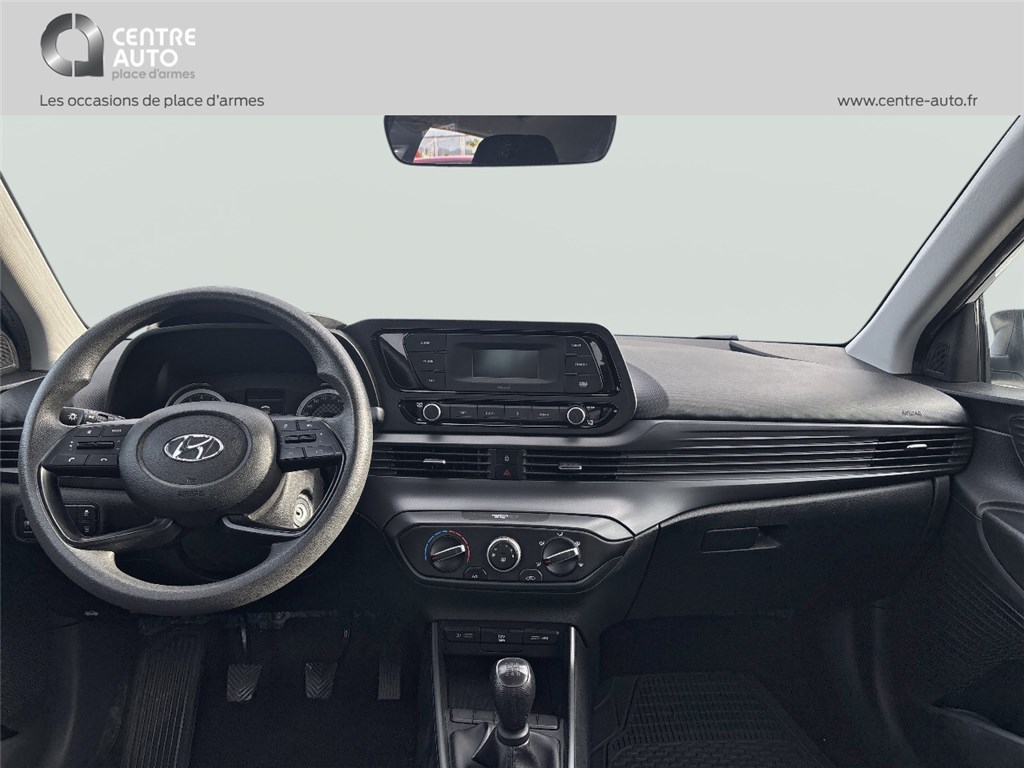 HYUNDAI i20 Initia