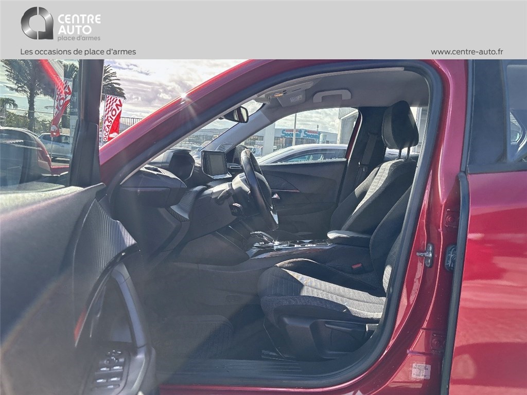 PEUGEOT 2008 Active
