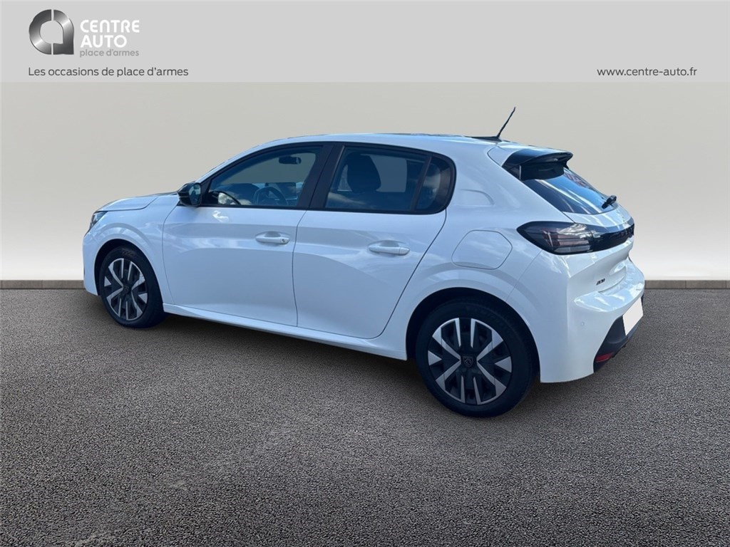 PEUGEOT 208 Active