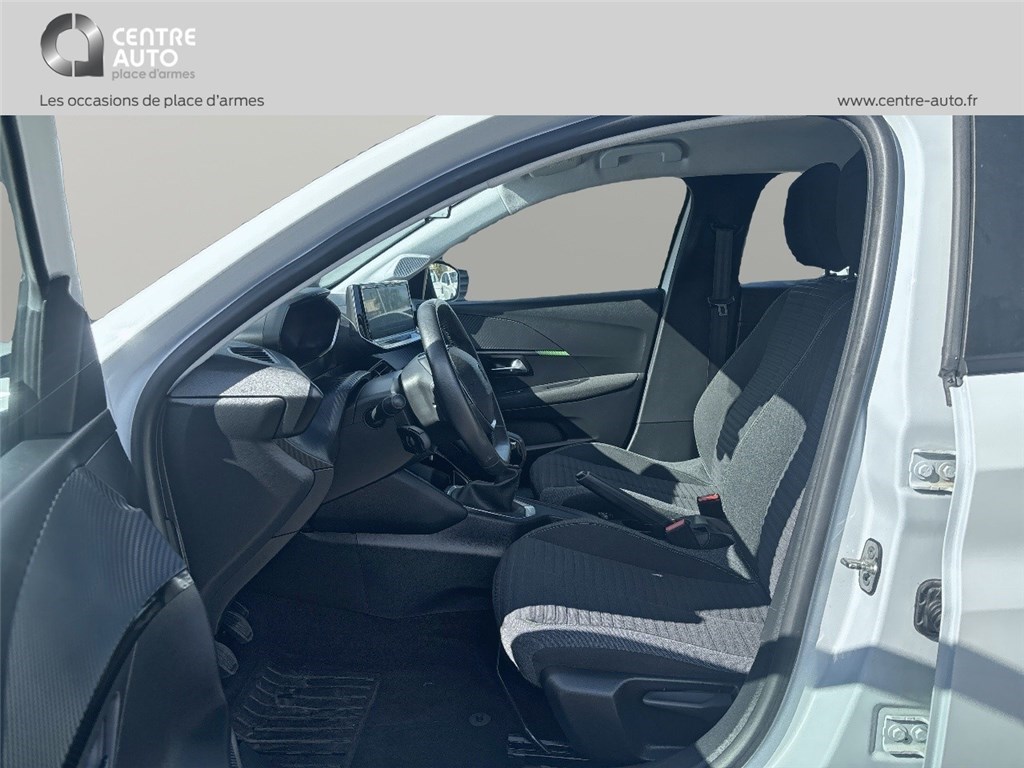 PEUGEOT 208 Active