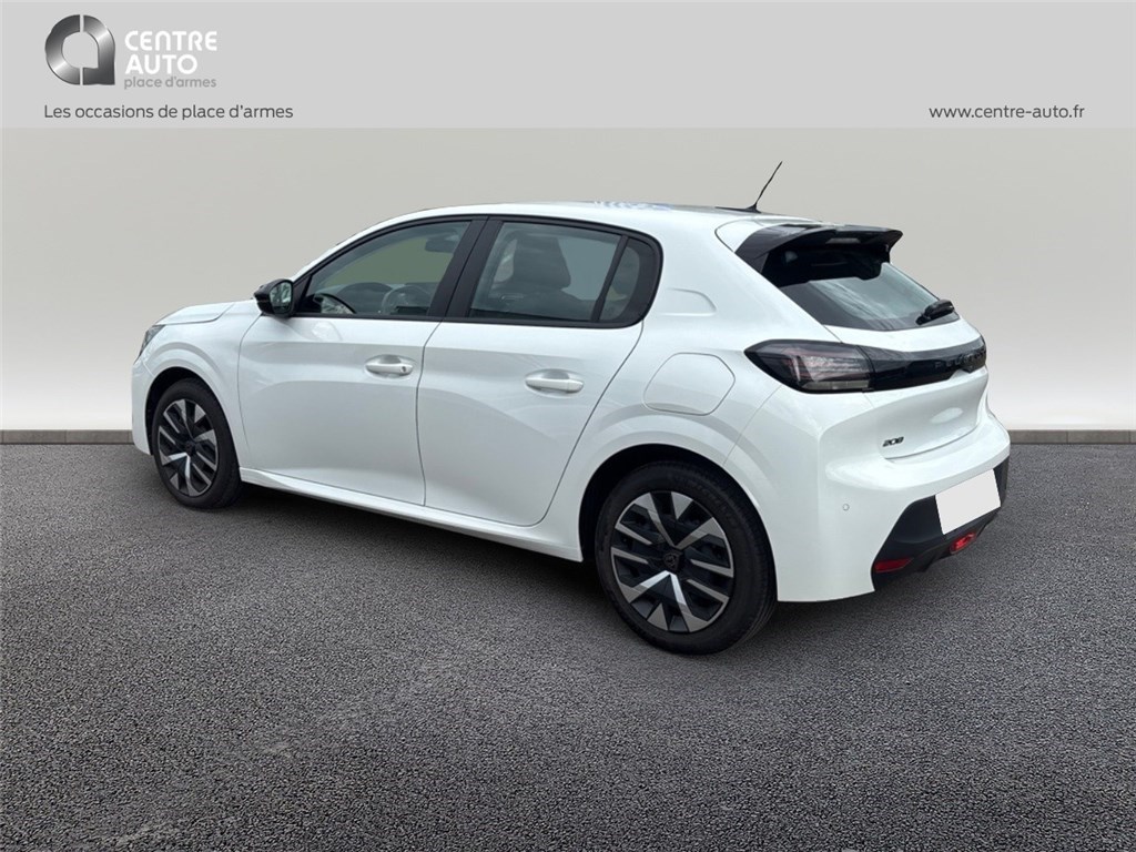 PEUGEOT 208 Active