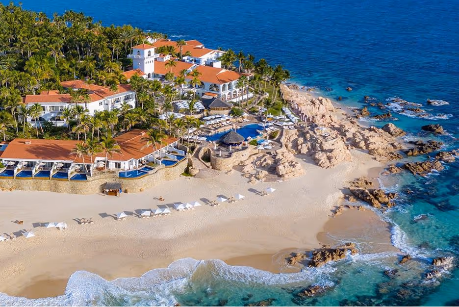 The Customer Is Always Right: A Case for Relaxed Dress Codes in Luxury Hotels