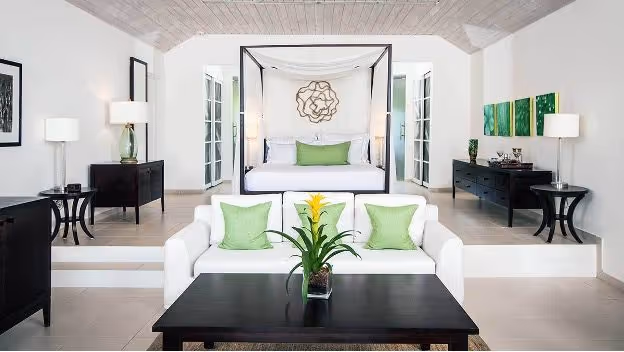 Carlisle Bay, Antigua: A Missed Opportunity in the Land of 365 Beaches