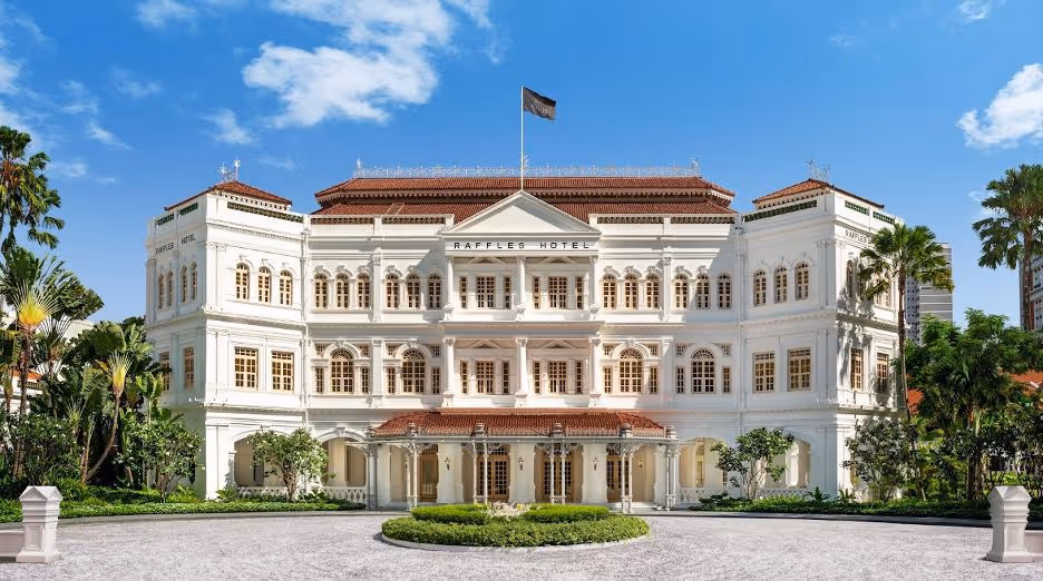 From Empty Tables to Cultural Hubs: How Kuwaiti Hotels Can Win the Hearts of Locals