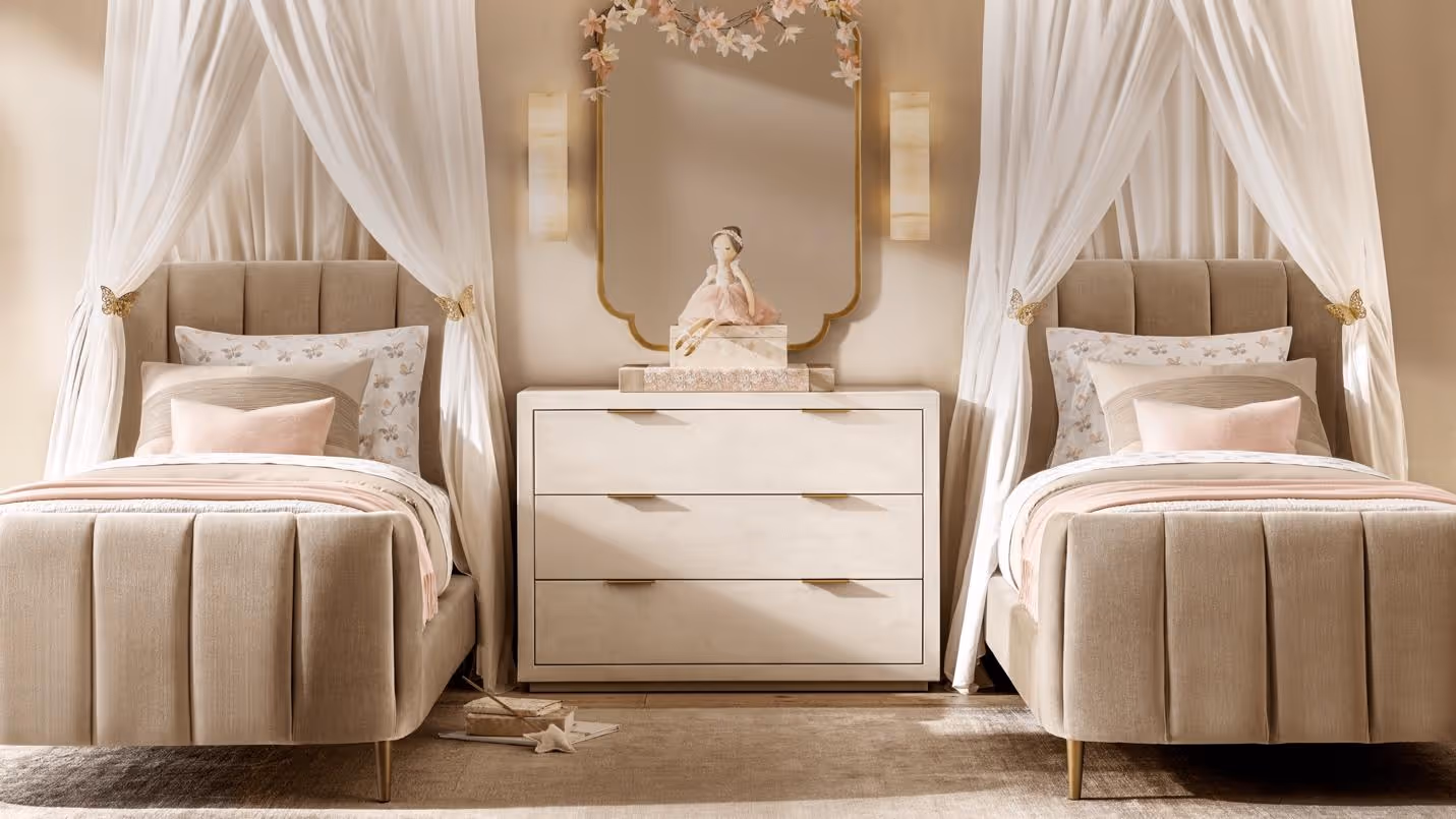 Restoration Hardware: From Furniture Retailer to Experiential Lifestyle Brand