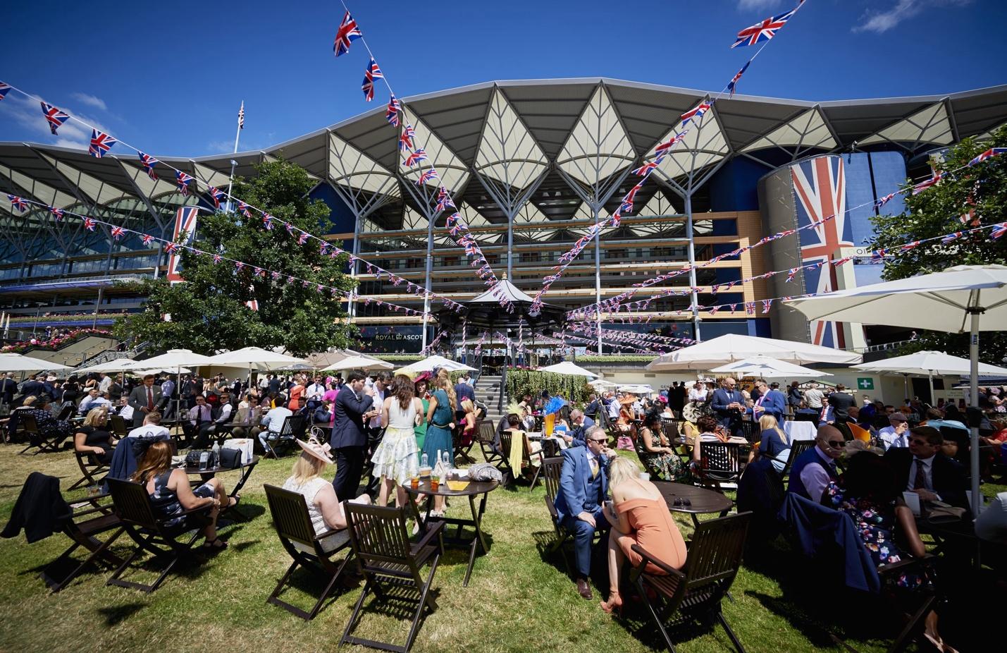 The Furlong Restaurant - Royal Ascot 2025 | Official Hospitality