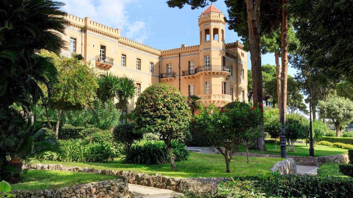 Villa Igiea Review: A Forward-Thinking Luxury Experience in Palermo