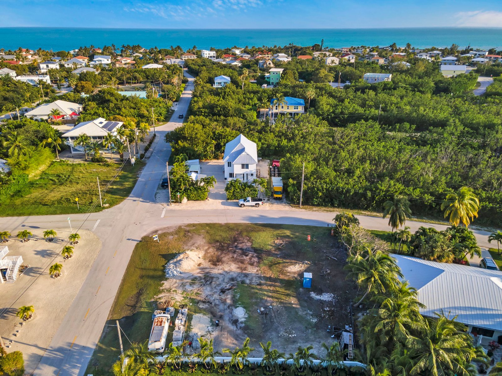 123 N Bahama Dr