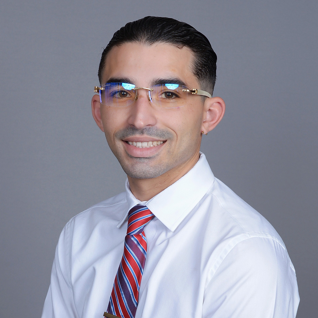 Raymond Oliva