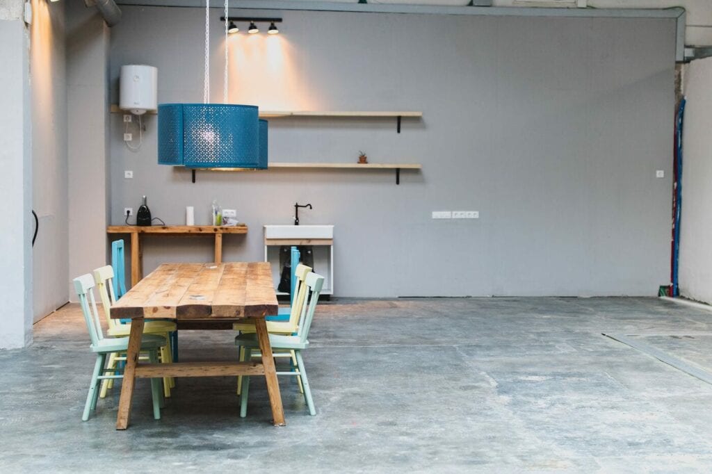 Cahoot meeting table