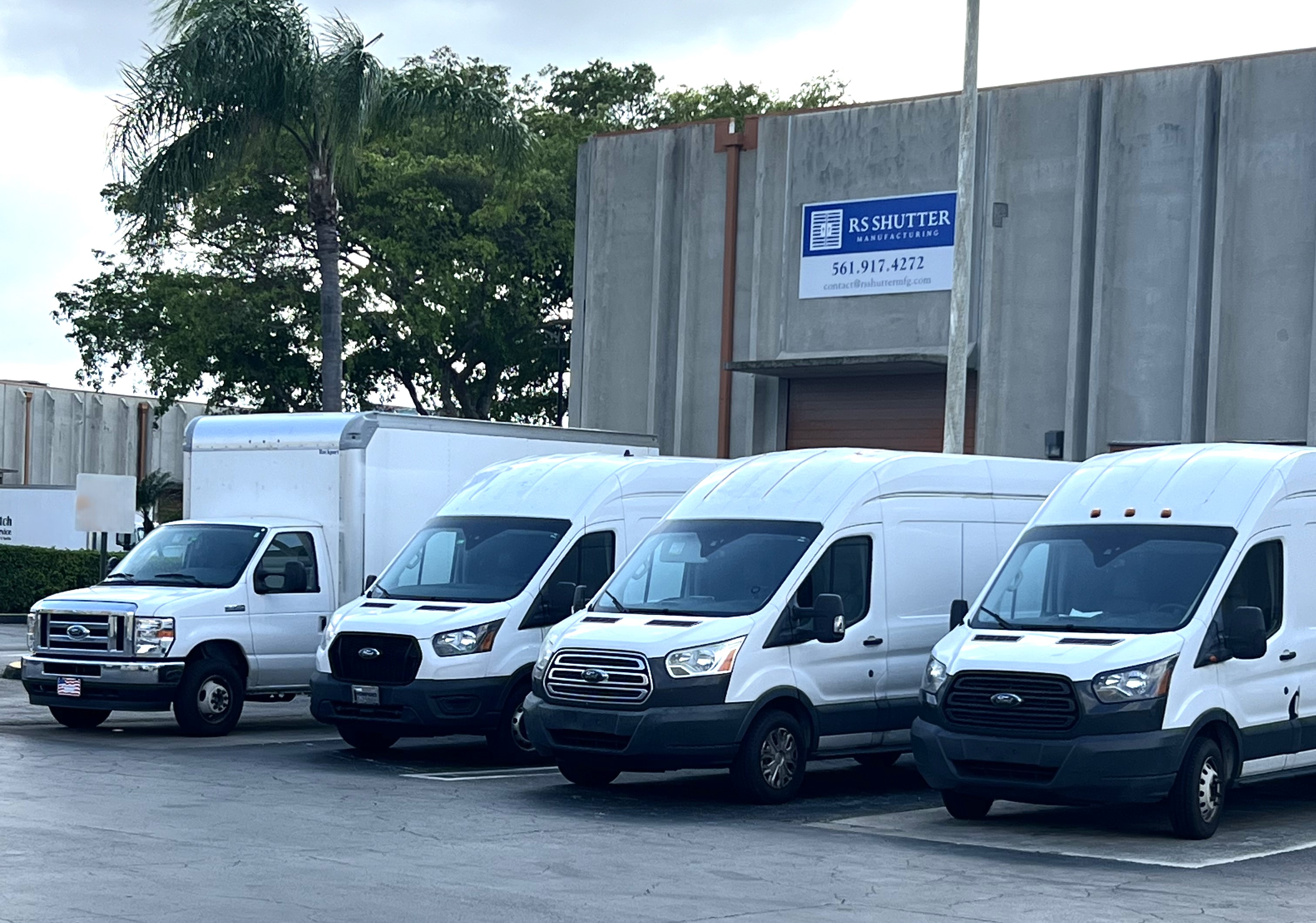 Manufacturing delivers custom shutters in 2–3 weeks