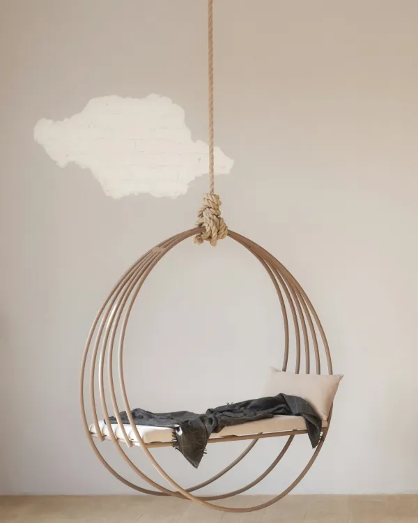 Swinging Chair