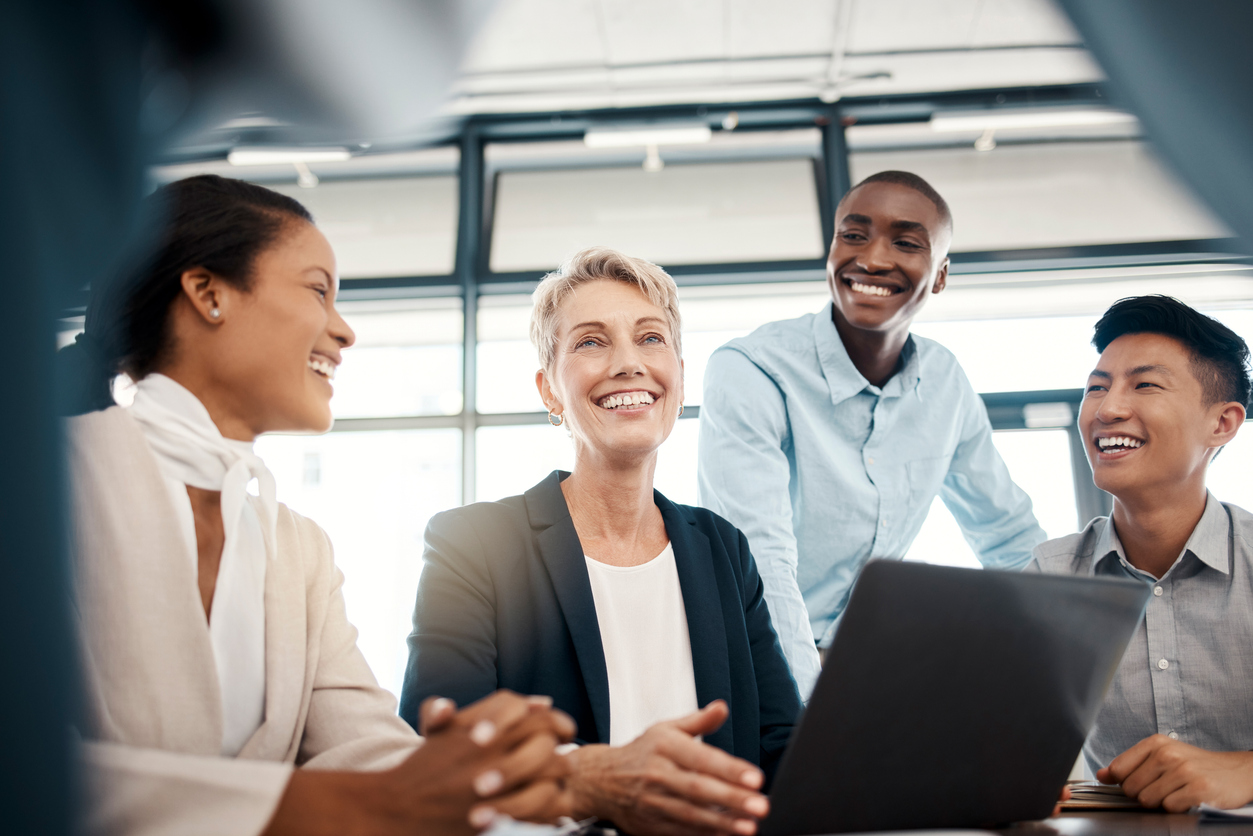Professionelle Übersetzer und Dolmetscher im Büro
