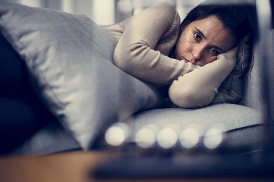 Early Signs of Bipolar Disorder Parents and Adults Shouldn’t Ignore