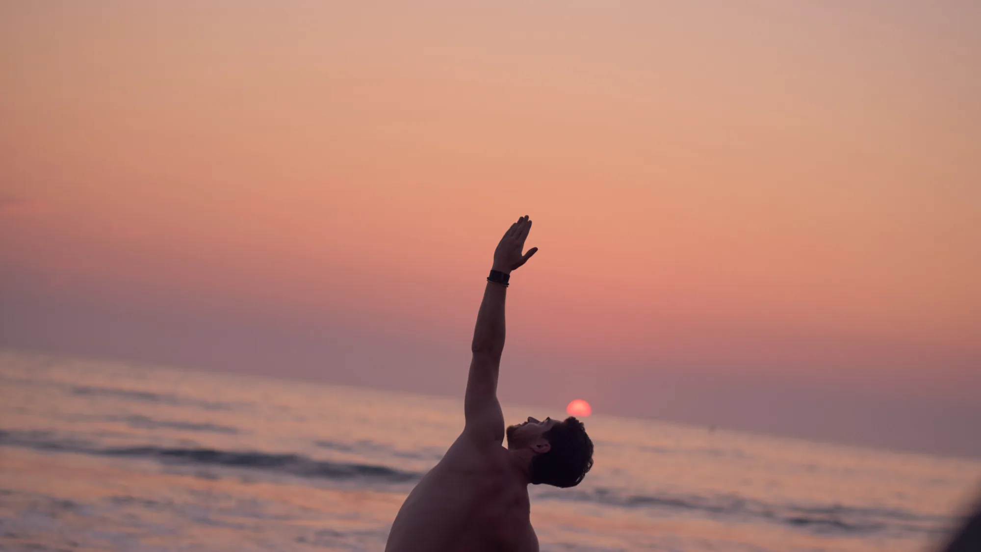 Johannes Bühler and Delisa watching the sunset
