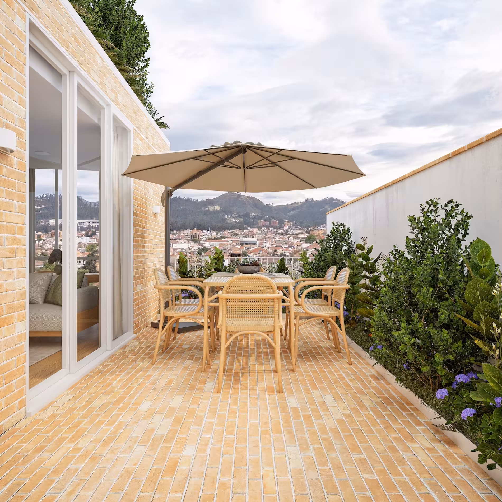Terraza Suit
