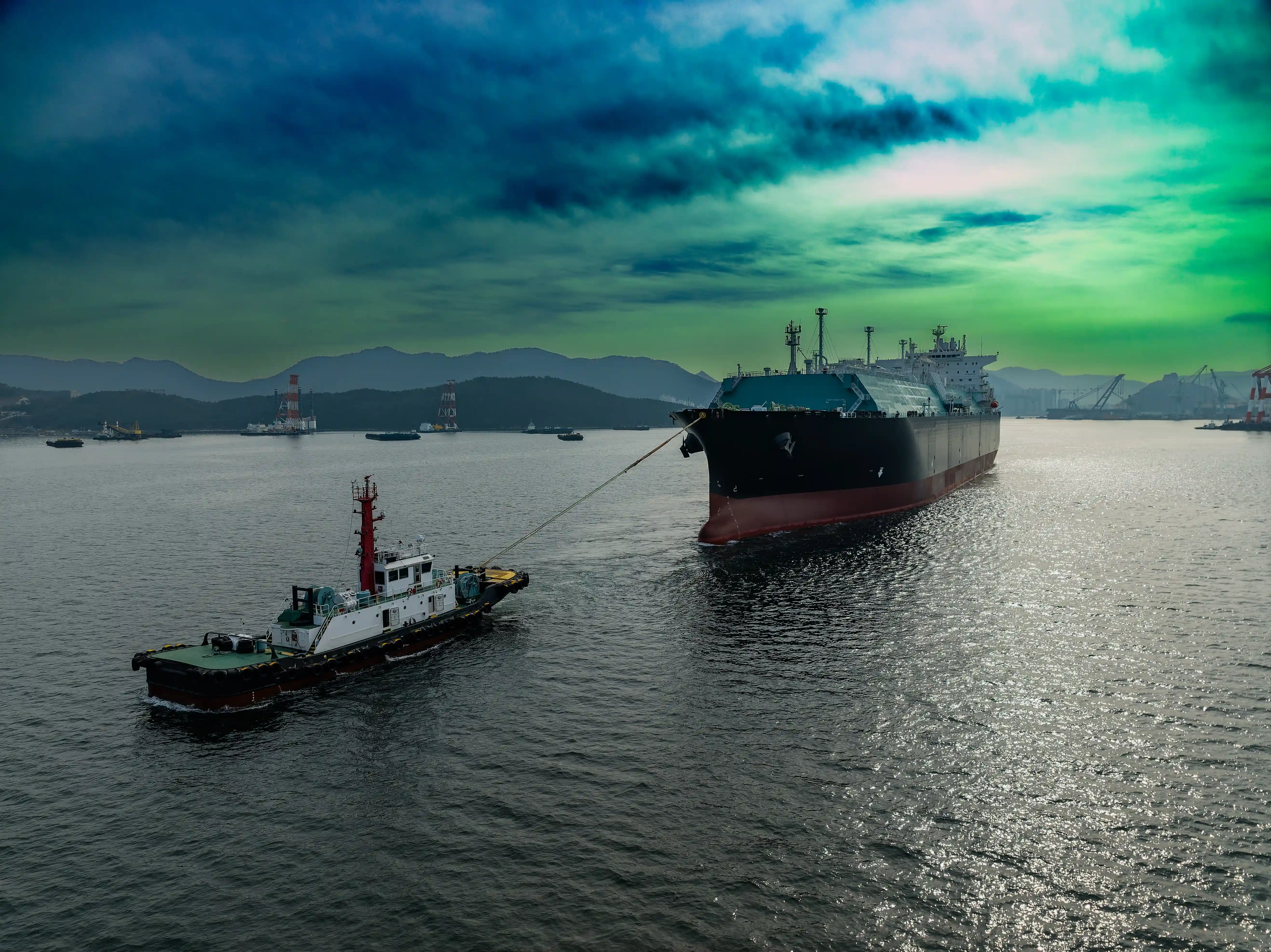 TotalEnergies and CMA CGM to Launch LNG Bunkering JV