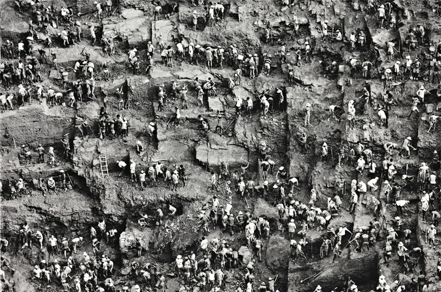 miners-sebastao-salgado