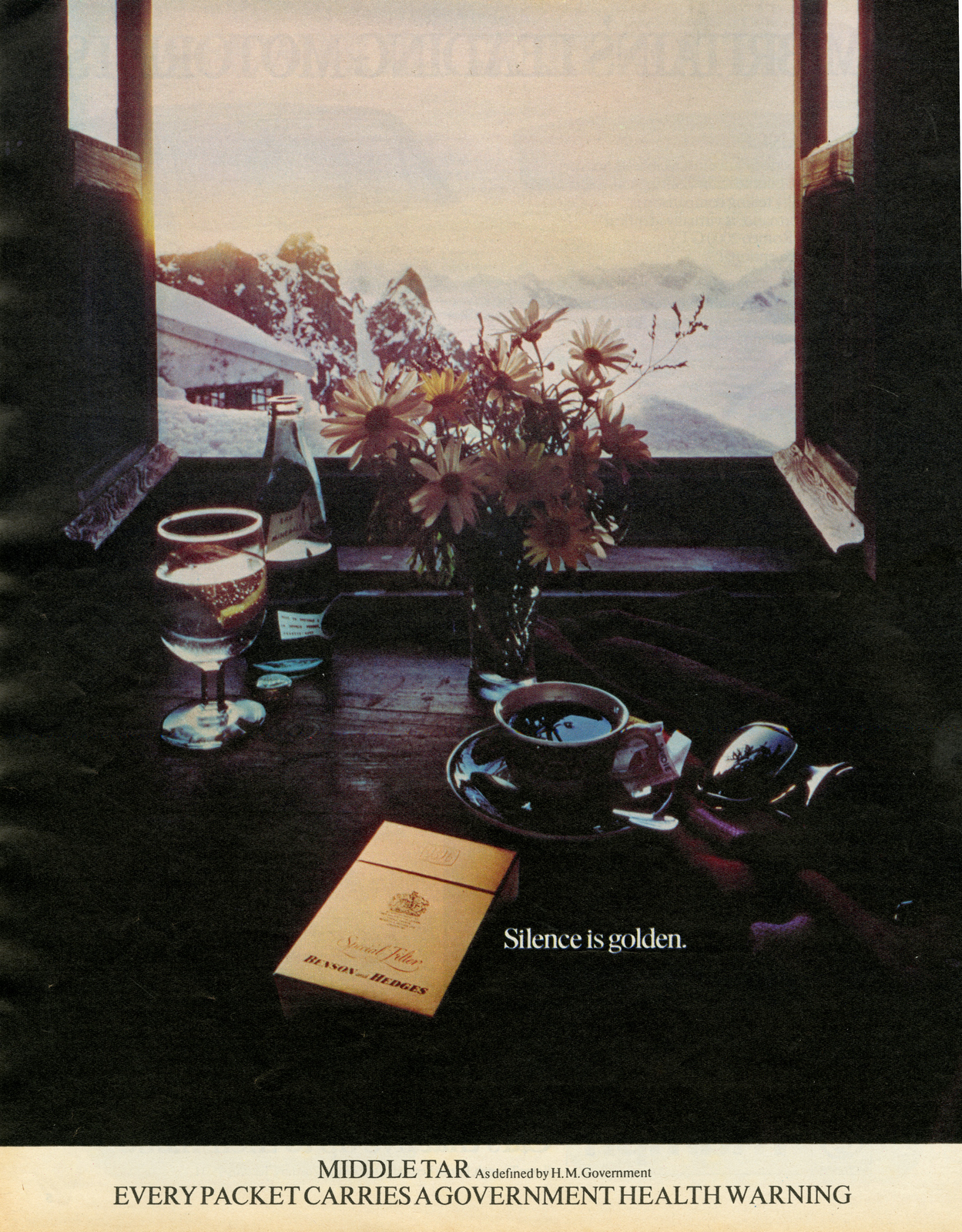 B&H Gold Box, 'Skiing'-01