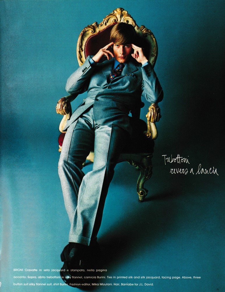 'Throne' Satoshi Saikusa