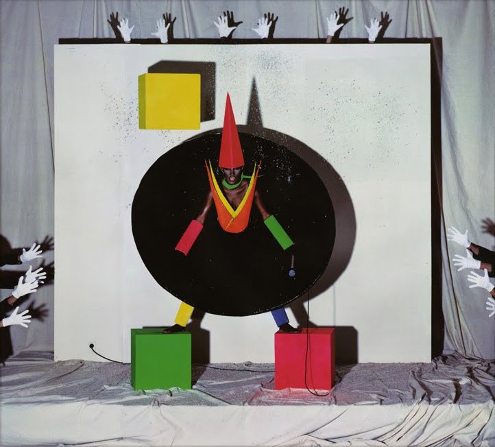 Grace-Jones-Jean-Paul-Goude-6