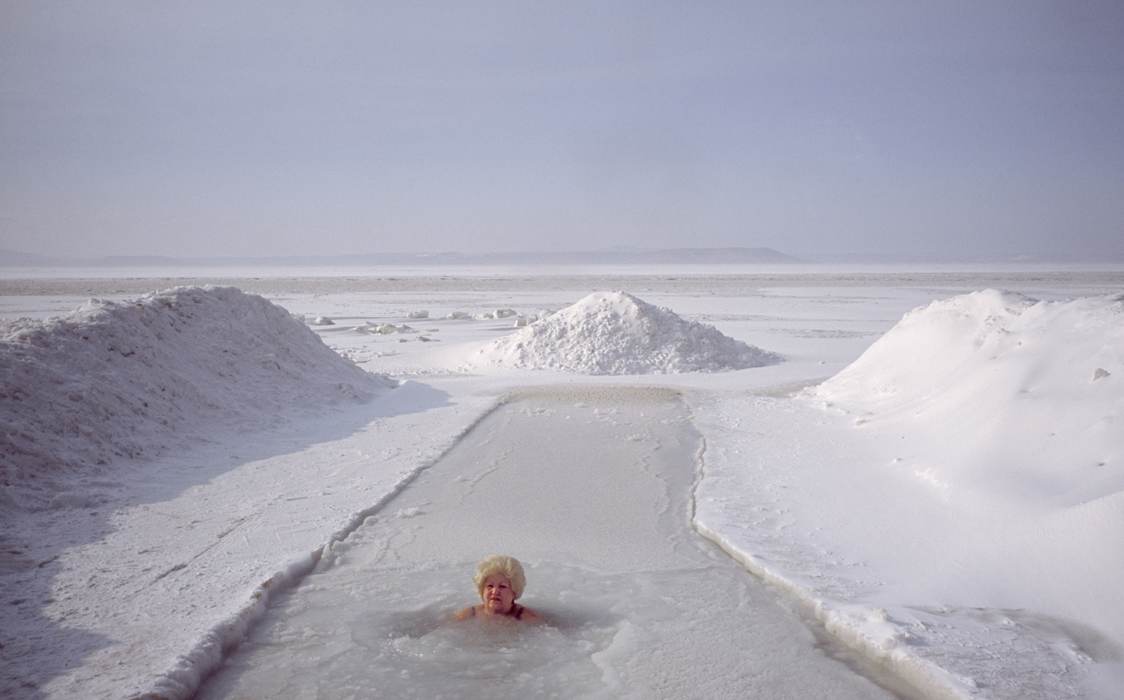 Rolph Gobits - LARISA-SWIMMING-