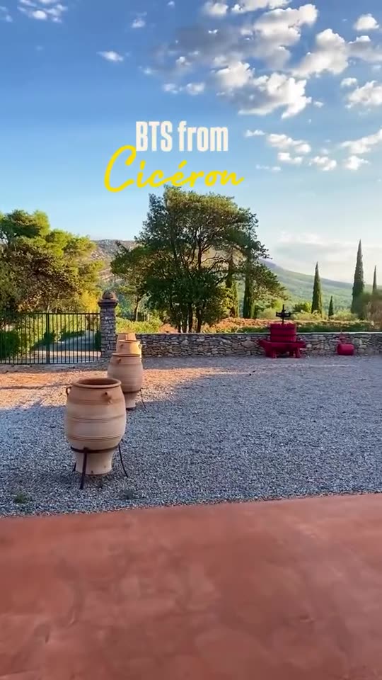 Instagram Reel: behind the scenes of the shoot in the vineyards