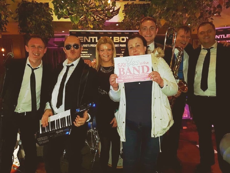 Bentley Boys Kilkenny Showcase Tuesday 23rd Jan “Say YES to the BAND” €250/£200 WINNERS Alison (accepted by her cousin Niamh)