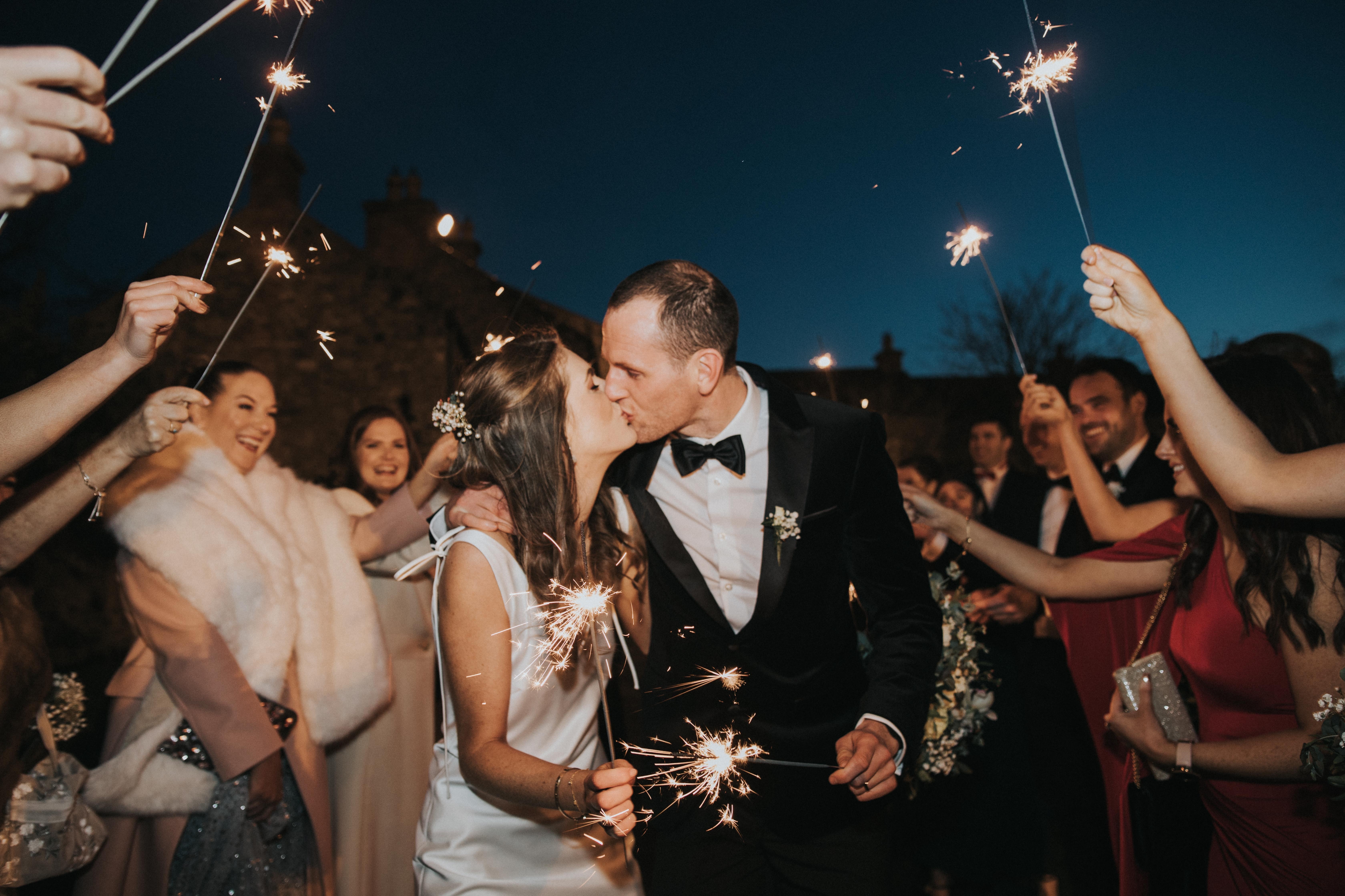 Weddings cost a lot of money, so here are some tips about how to budget