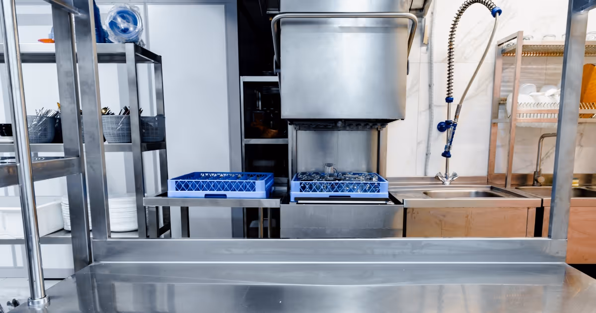 cafe dishwasher