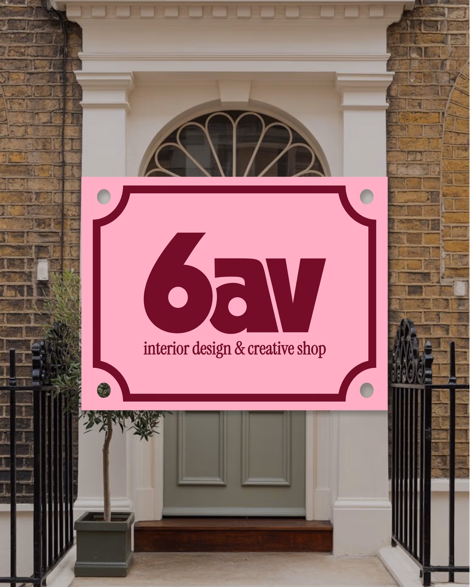 Exemple d'application de l'identité visuelle de 6 Avenue : Logo sous la forme d'un panneau de rue stylisé