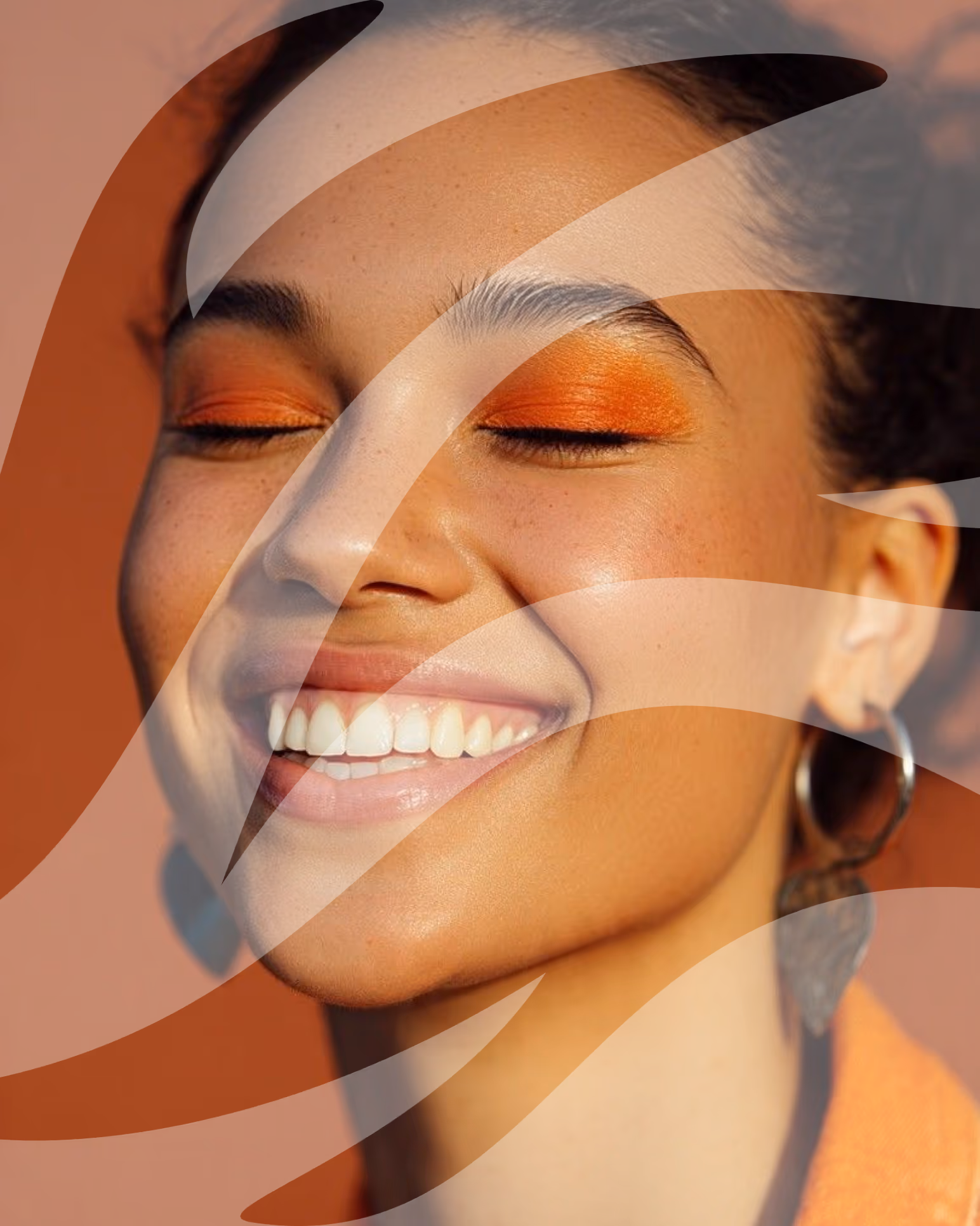 Signature visuelle (flammes) avec fond photo d'un visage d'une adolescente souriante