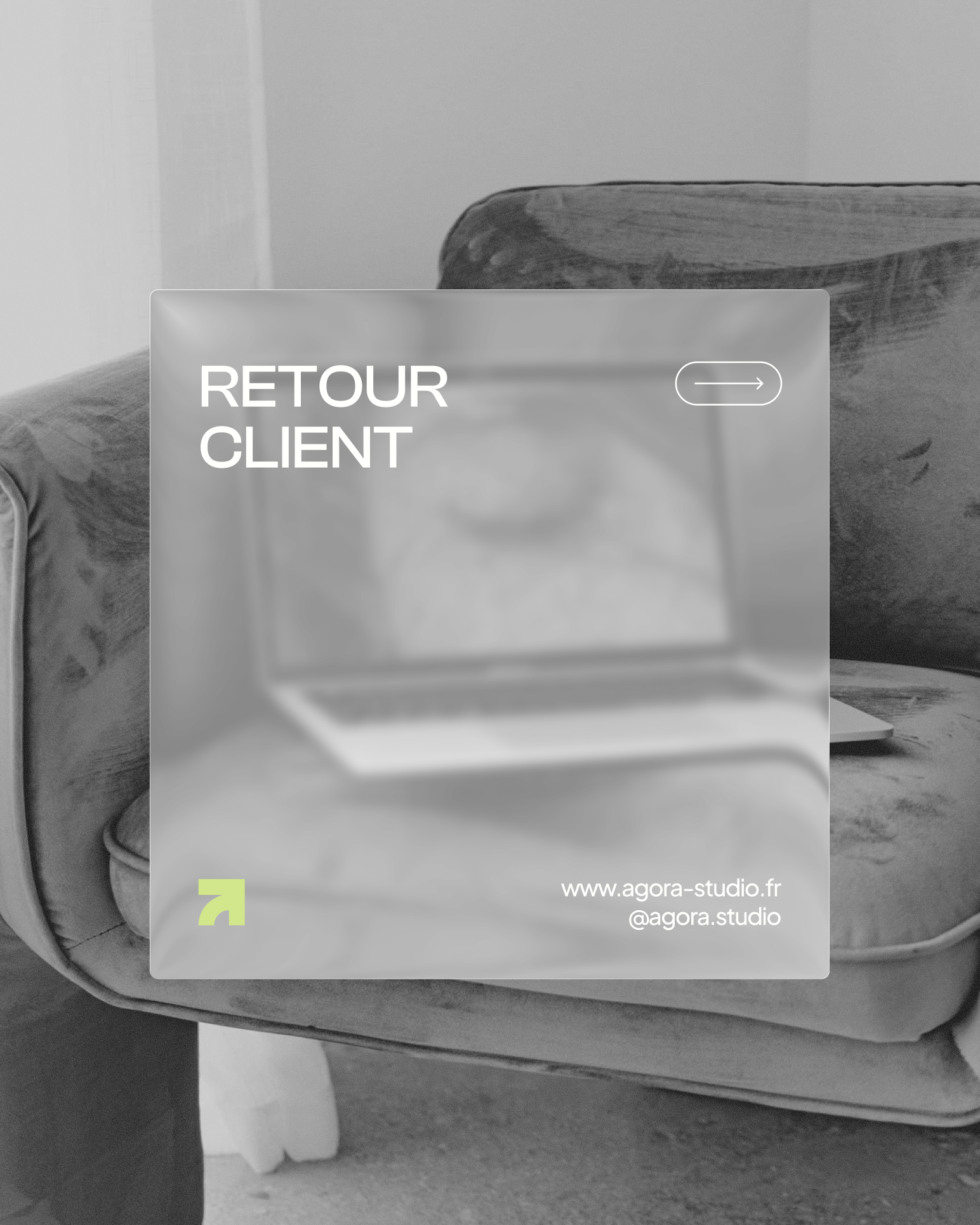 Exemple d'application de l'identité visuelle pour AGORA STUDIO : Couverture d'un carrousel Instagram "retour client"