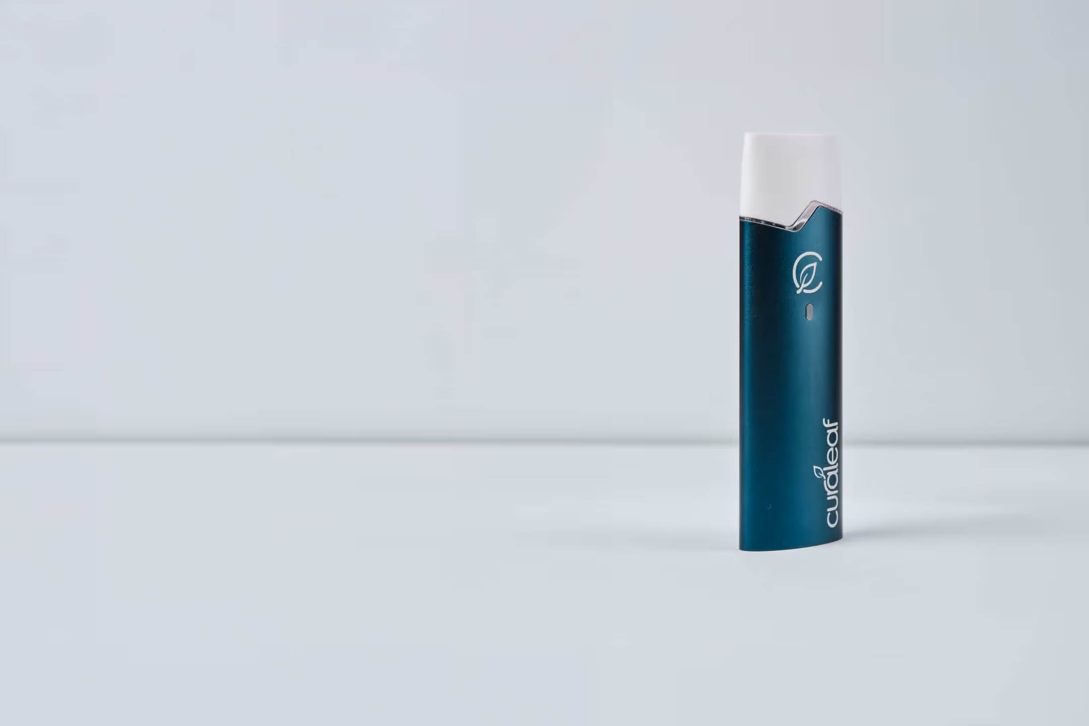 Curaleaf QUE MEDICAL INHALATION DEVICE Vape Pen von Four 20 Pharma