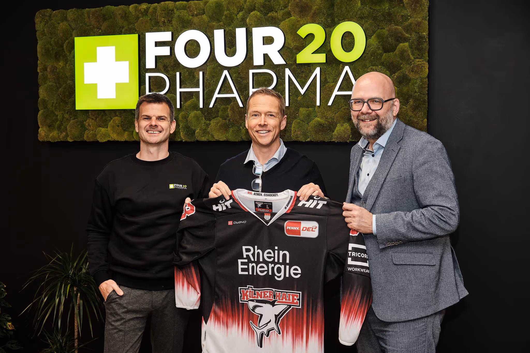 Kölner Haie begrüßt mit der Four 20 Pharma GmbH einen neuen Powerplay Partner