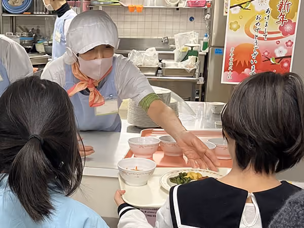 Image of providing school lunches during holidays
