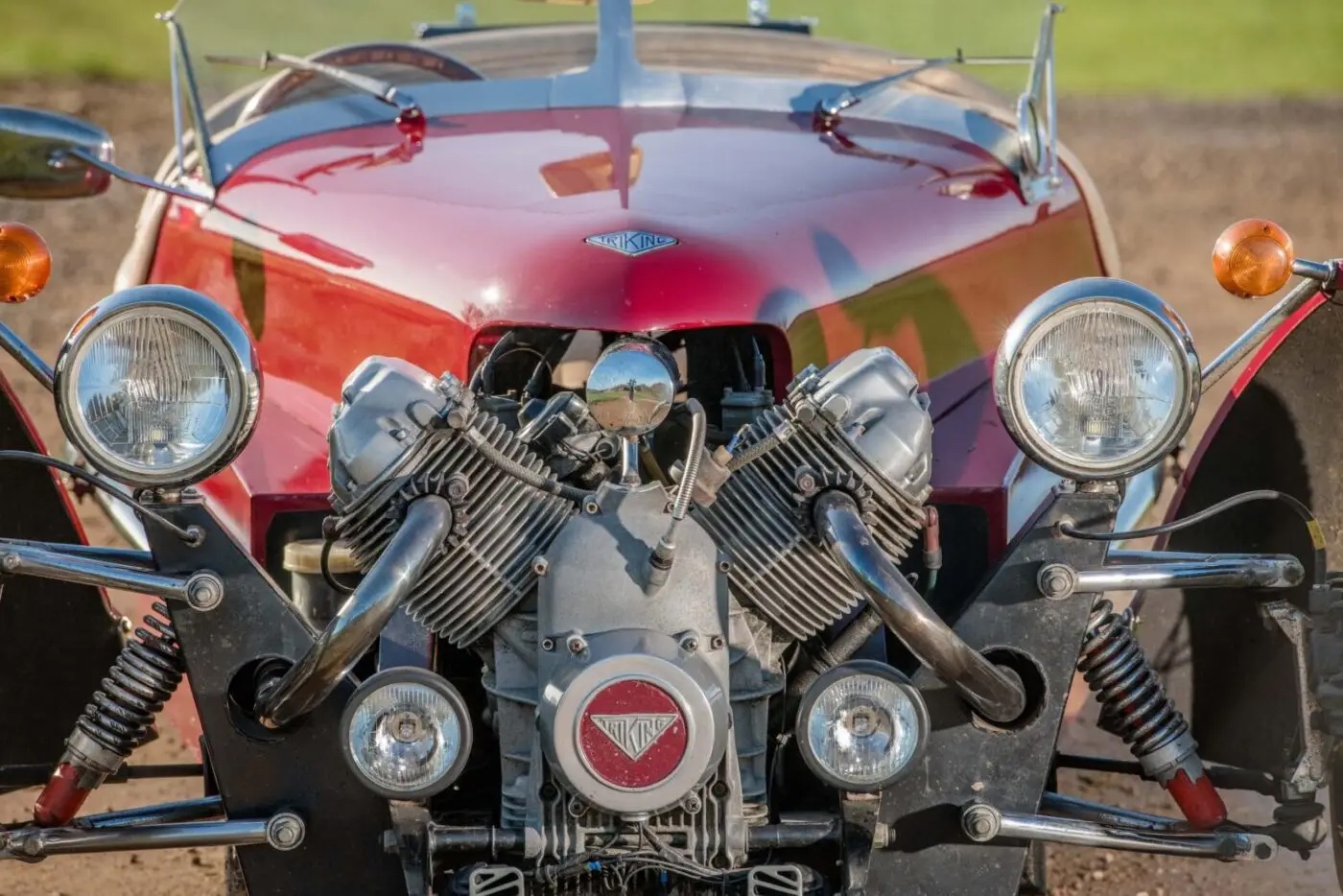 Face avant de la Moto Guzzi Triking de Hayao Miyazaki