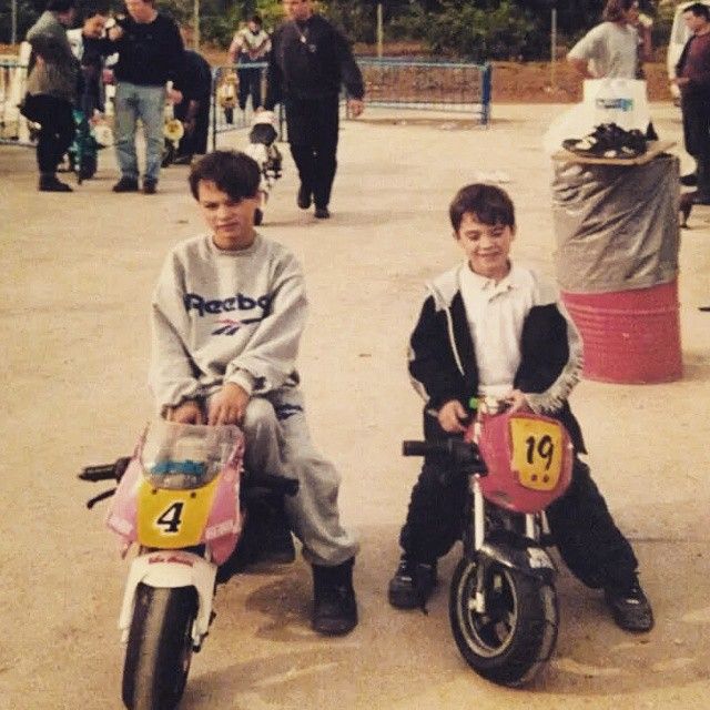 dès le plus jeune âge, quand certains jouent à la Nintendo, Pedrosa enchaîne les tours de pocket bike