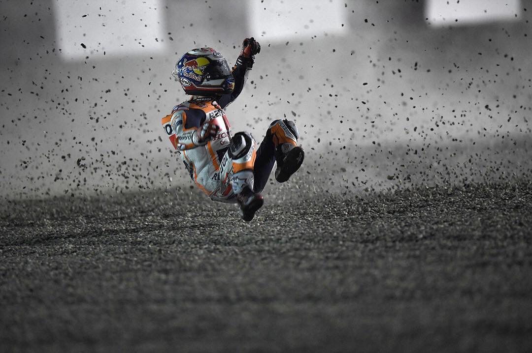 dani pedrosa fait une loudre chute à sepang en 2012 qui le prive du titre