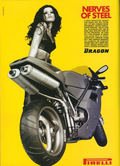 Publicité Pirelli Dragon des années 90 avec une Ducati 916 et une mannequin en cuir noir sur fond jaune
