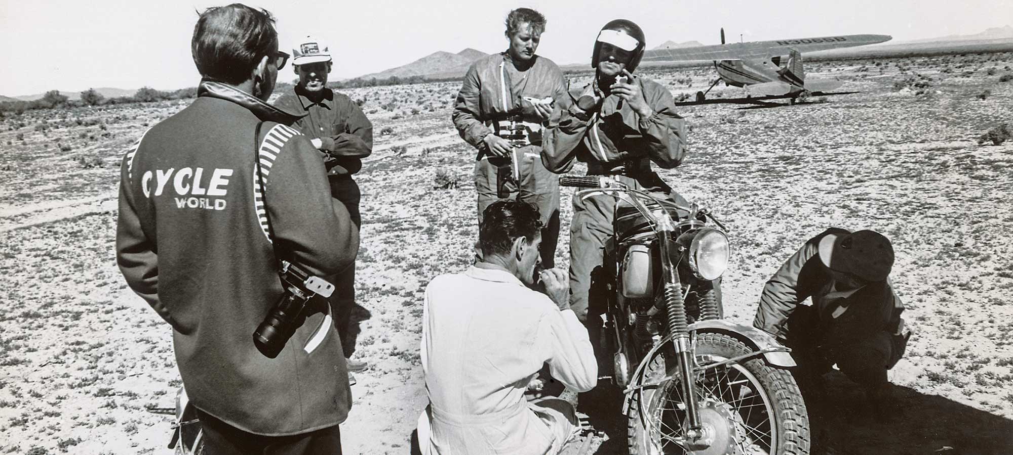 une image d'archive de la baja 500 en moto