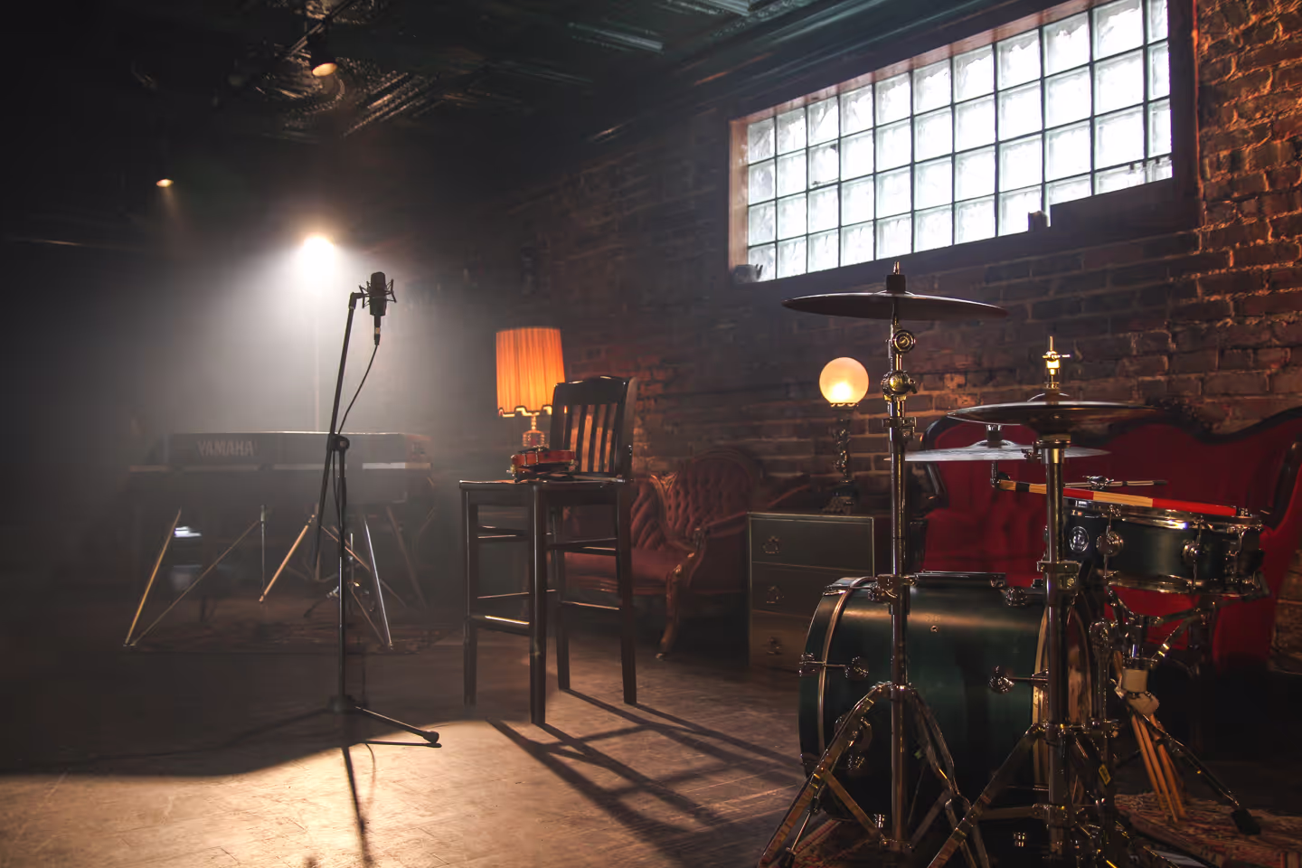 Sessions stage image with darl lighting