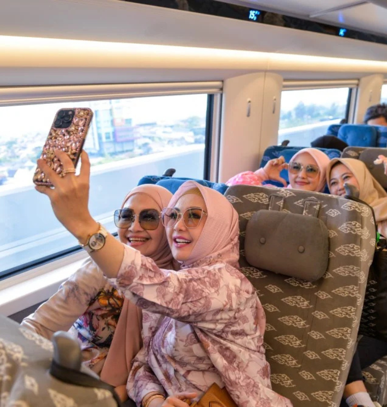 Why Fewer Singaporeans Are Traveling to the U.S. in 2025 Compared to Other Southeast Asians