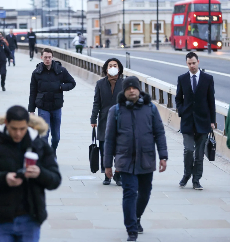 UK GDP Rises 0.3% in Q2, Beating Forecasts Despite Early-Quarter Weakness
