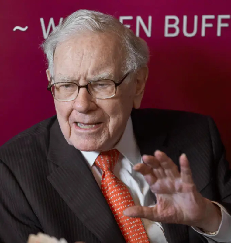 Warren Buffett Expresses Disappointment in Kraft Heinz Split as Shares Drop 7%