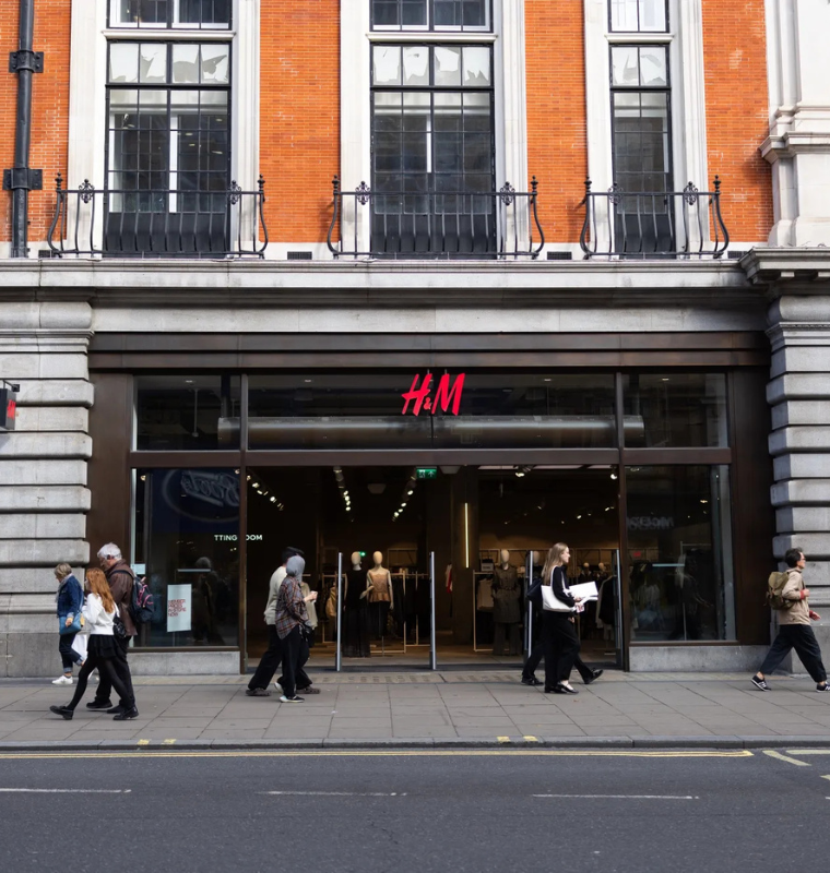 H&M Stock Soars 10% as Strong Q3 Results Signal Turnaround Momentum