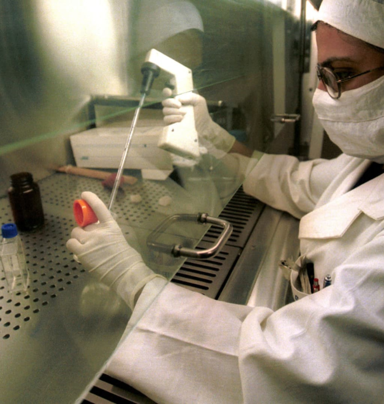U.S. Pharma Tariffs Leave Indian Generic Drugmakers Largely Unscathed, But Investor Anxiety Rises