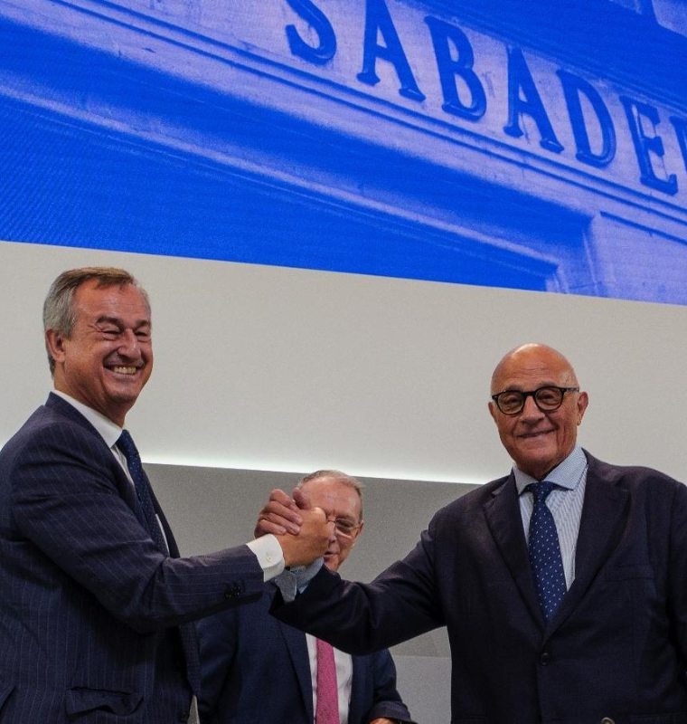 Sabadell’s Mexican Shareholder Backs BBVA’s Takeover Push