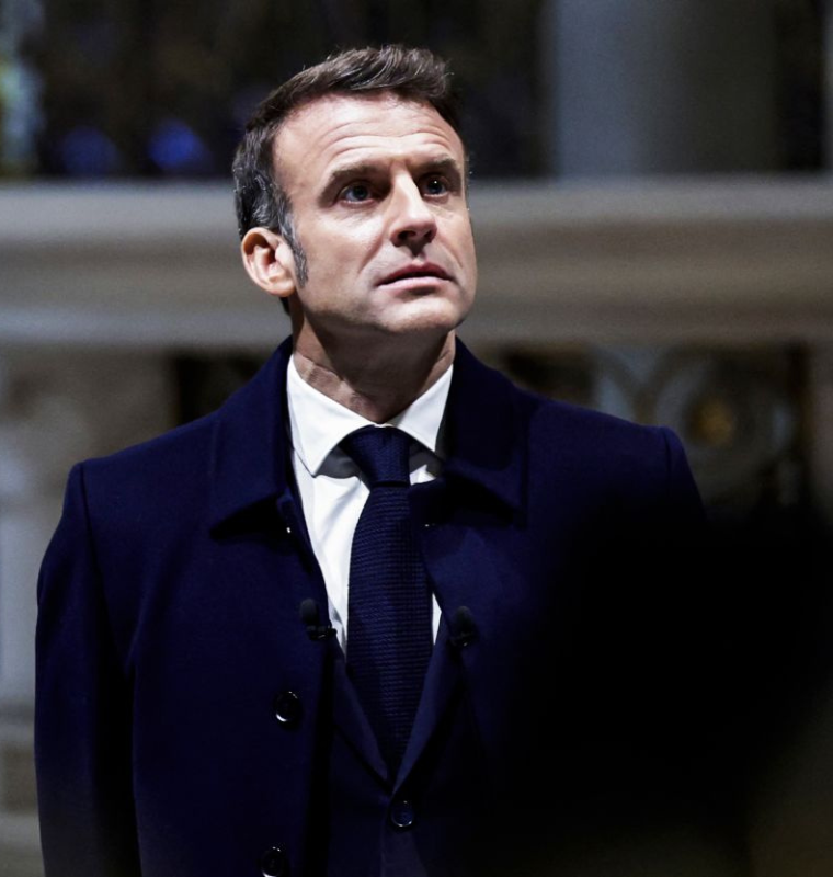 France Faces Deepening Political Turmoil as Macron Struggles to Restore Stability