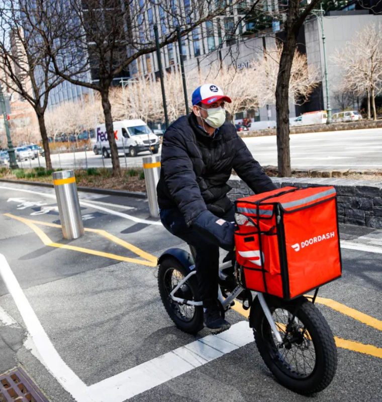 DoorDash Shares Slide 9% After Earnings Come in Below Expectations and Company Signals Rising Costs
